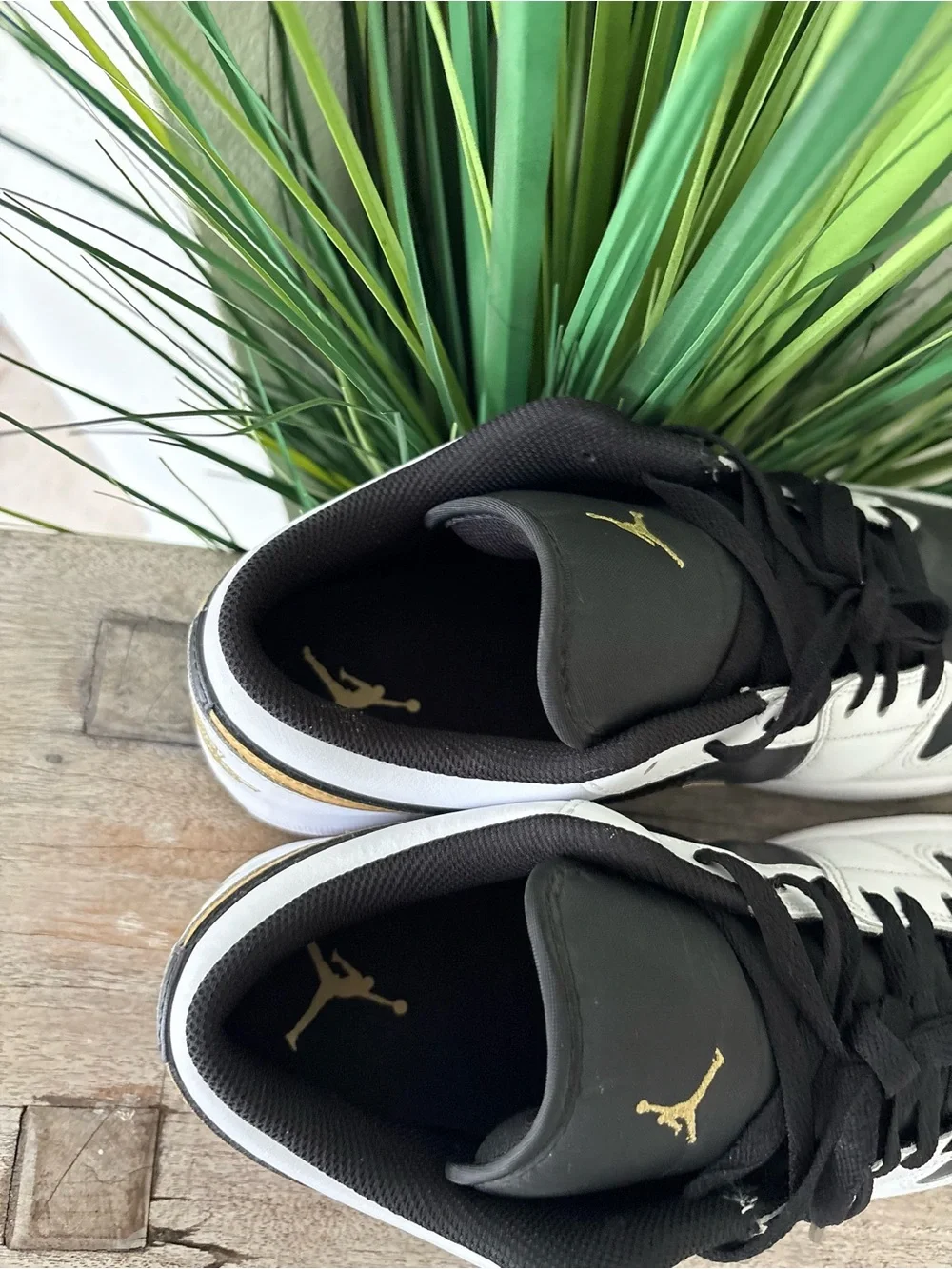 Air Jordan 1 Low White Metallic Gold Black Sneakers